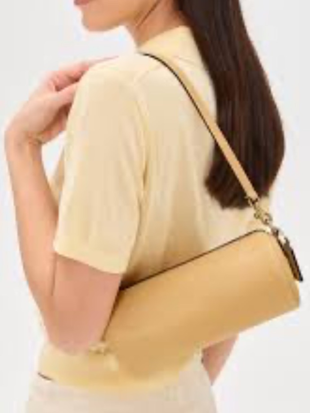 COACH Barrel Bag - Vanilla